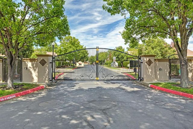 2181 Ryedale Ln, Sacramento, CA 95835