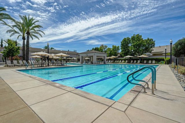 2181 Ryedale Ln, Sacramento, CA 95835