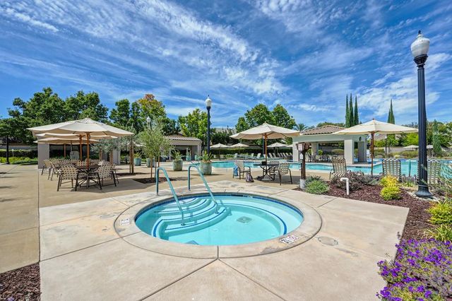 2181 Ryedale Ln, Sacramento, CA 95835