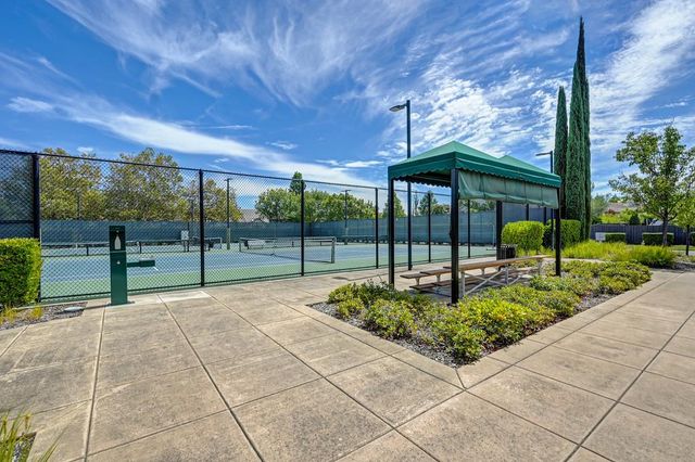 2181 Ryedale Ln, Sacramento, CA 95835