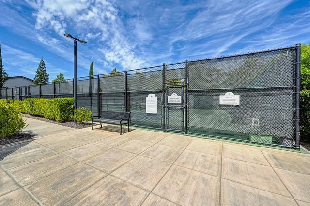 2181 Ryedale Ln, Sacramento, CA 95835