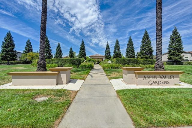 2181 Ryedale Ln, Sacramento, CA 95835