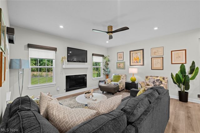 2027 Sugar Maple Drive, Kent, OH 44240