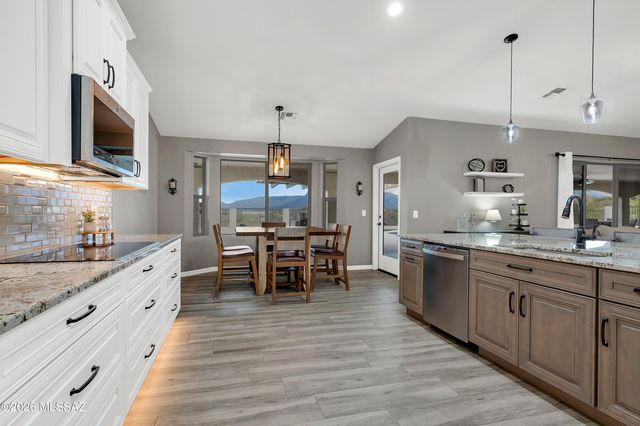 4892 W Sunset Road, Tucson, AZ 85743
