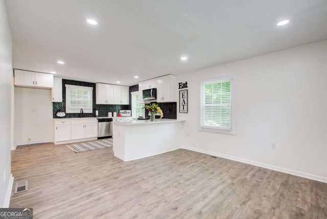 1698 KENMORE Street SW, Atlanta, GA 30311