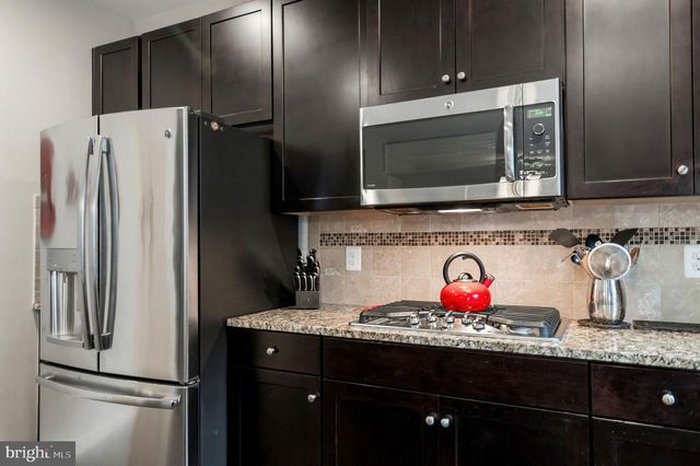 16961 TAKEAWAY LN, Dumfries, VA 22026