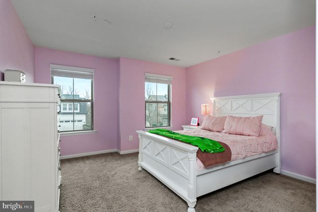 16961 TAKEAWAY LN, Dumfries, VA 22026