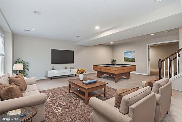 16961 TAKEAWAY LN, Dumfries, VA 22026