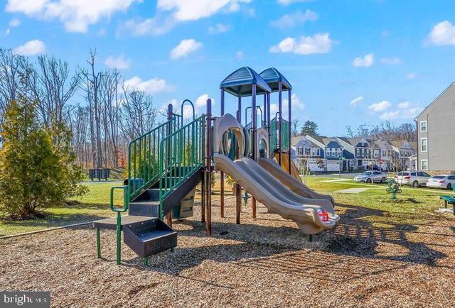 16961 TAKEAWAY LN, Dumfries, VA 22026