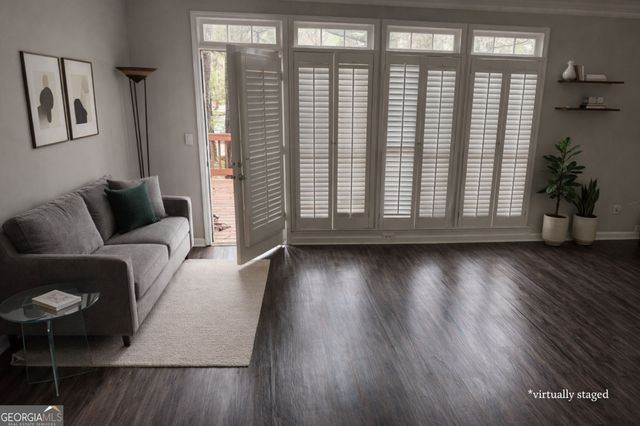 2505 Oak Quarters SE, Smyrna, GA 30080