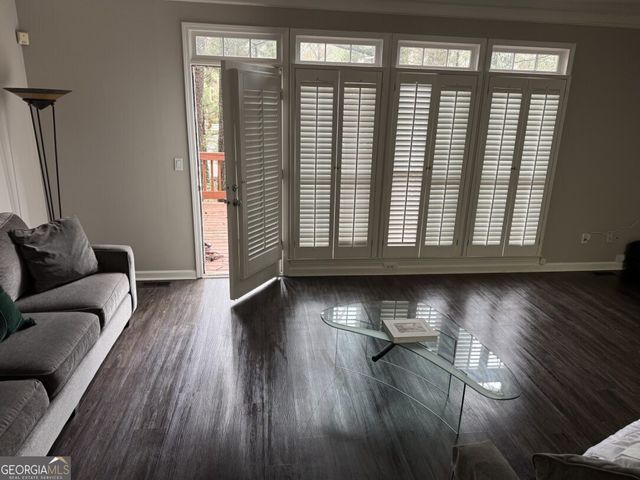 2505 Oak Quarters SE, Smyrna, GA 30080