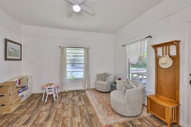 305 W TEVER STREET, Plant City, FL 33563