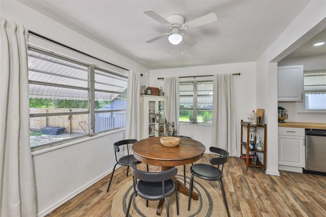 305 W TEVER STREET, Plant City, FL 33563