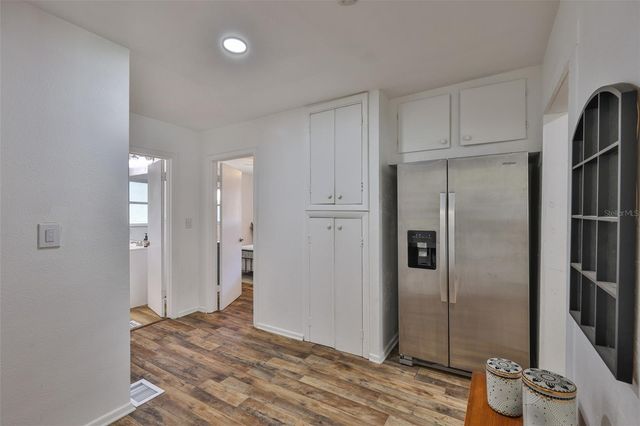 305 W TEVER STREET, Plant City, FL 33563