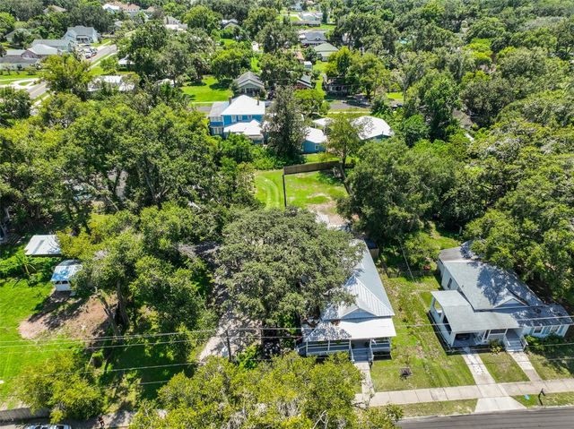 305 W TEVER STREET, Plant City, FL 33563