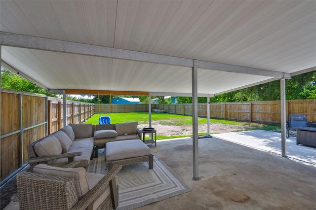 305 W TEVER STREET, Plant City, FL 33563
