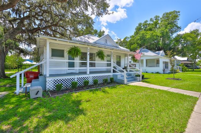 305 W TEVER STREET, Plant City, FL 33563