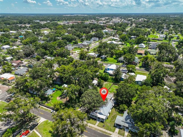 305 W TEVER STREET, Plant City, FL 33563