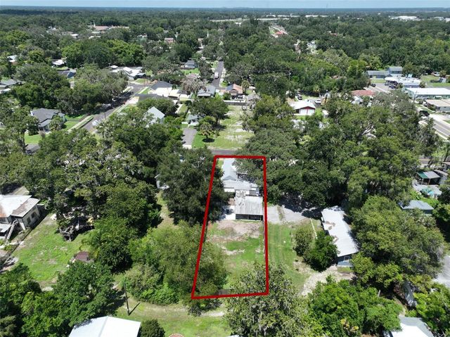 305 W TEVER STREET, Plant City, FL 33563