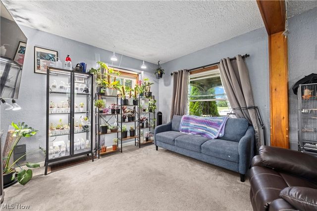 1674 E 32nd Street, Lorain, OH 44055