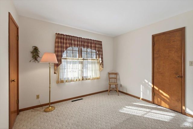 1136 Berkley Road, Lafayette, IN 47904