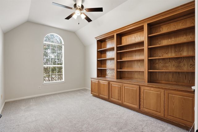 6731 Trail Cliff Way, Fort Worth, TX 76132