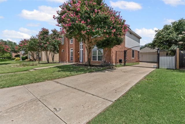 6731 Trail Cliff Way, Fort Worth, TX 76132