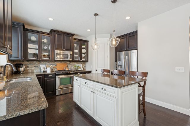 3838 Pascolo Bend, Chaska, MN 55318