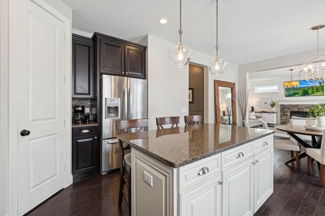 3838 Pascolo Bend, Chaska, MN 55318