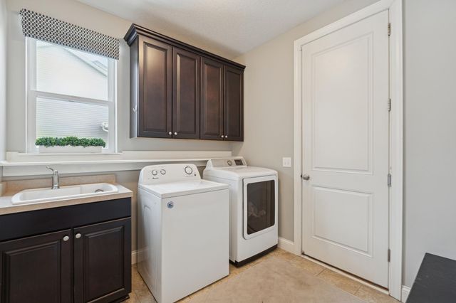 3838 Pascolo Bend, Chaska, MN 55318