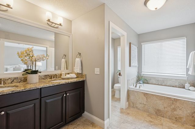 3838 Pascolo Bend, Chaska, MN 55318