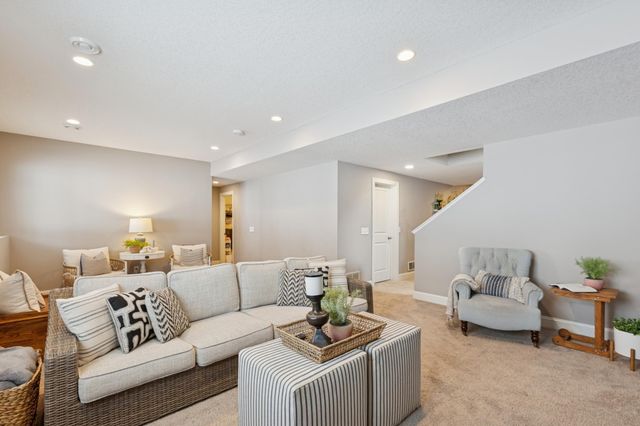 3838 Pascolo Bend, Chaska, MN 55318