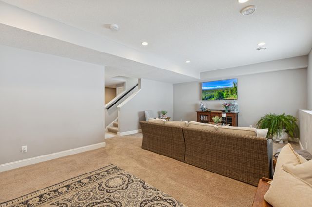 3838 Pascolo Bend, Chaska, MN 55318