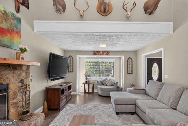 6164 Pinedale Lane, Douglasville, GA 30135