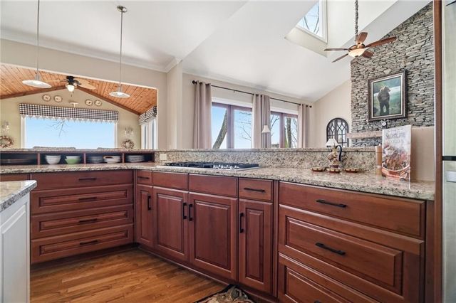1021 Falcon Heights, Big Canoe, GA 30143