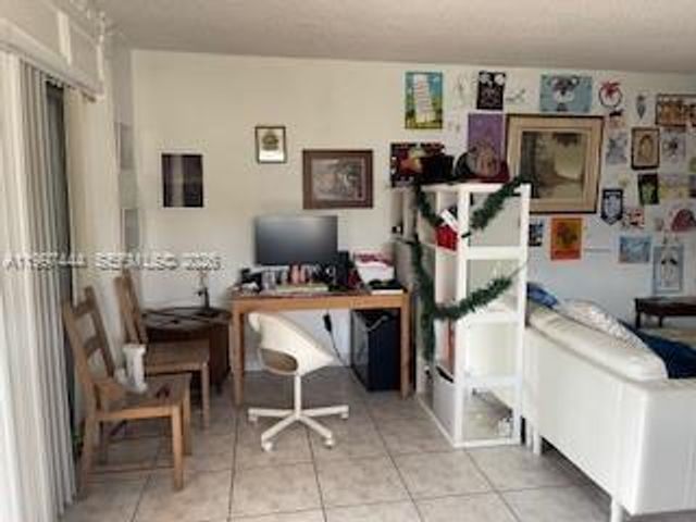 4167 SW 66th Way 138, Davie, FL 33314