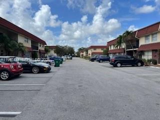 4167 SW 66th Way 138, Davie, FL 33314