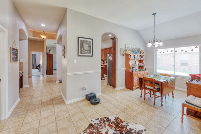 18 Pleasant Valley, Sanger, TX 76266