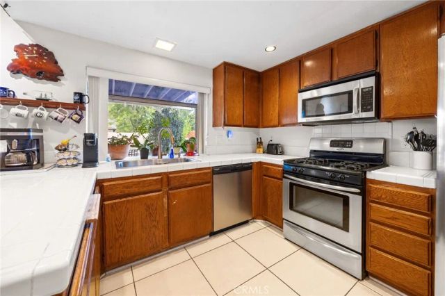 165 Mosport Street, Hemet, CA 92544