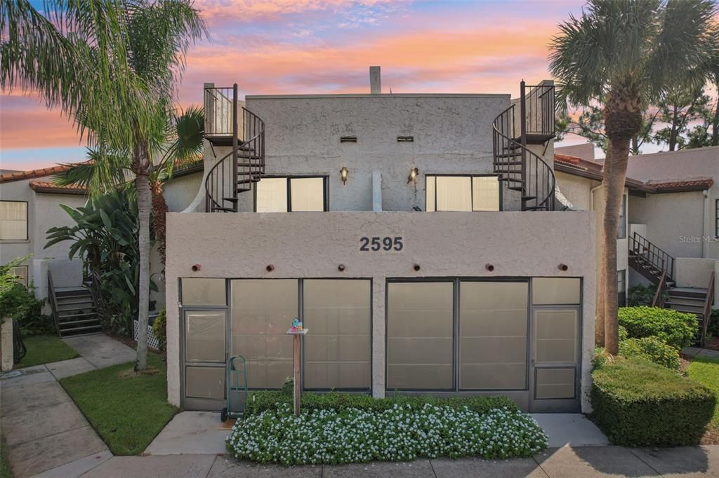 2595 CYPRUS DRIVE 4-219 aka 4-205, Palm Harbor, FL 34684