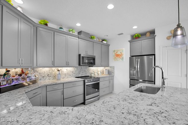 234 Summertime Place, Daytona Beach, FL 32124