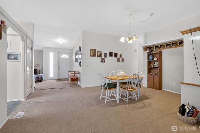 2305 Cherry Blossom Drive, Ephrata, WA 98823