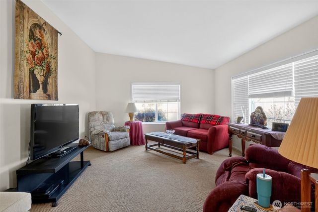 2305 Cherry Blossom Drive, Ephrata, WA 98823