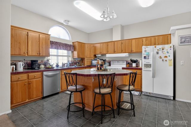 2305 Cherry Blossom Drive, Ephrata, WA 98823