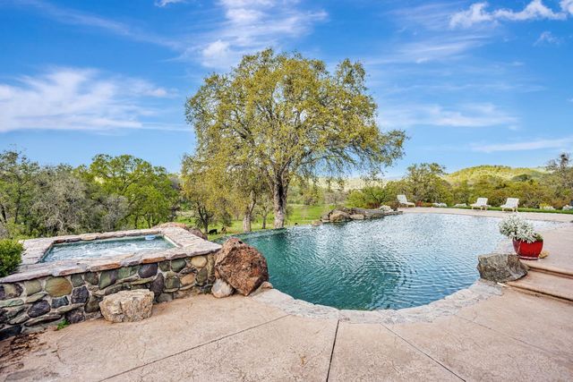 14651 Highway 124, Plymouth, CA 95669