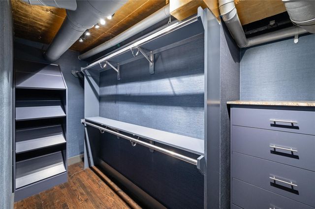 1025 S Shepherd Drive 110, Houston, TX 77019