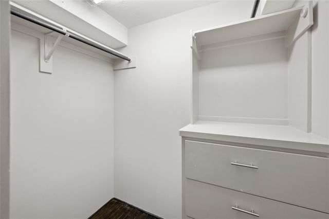 1025 S Shepherd Drive 110, Houston, TX 77019