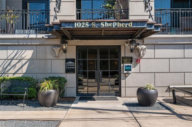 1025 S Shepherd Drive 110, Houston, TX 77019