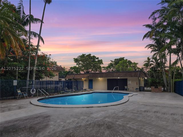 15385 S Dixie Hwy 22 Hwy, Palmetto Bay, FL 33157