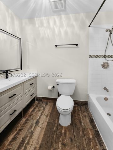 15385 S Dixie Hwy 22 Hwy, Palmetto Bay, FL 33157